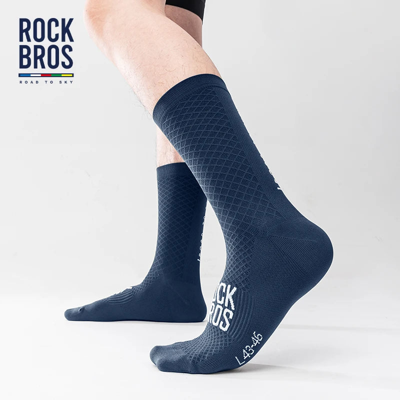 ROCKBROS Cycling Socks Soothing Sport Socks Shock Absorbing Bike Socks Breathable Fabric High Elastic Outdoor Socks A pair
