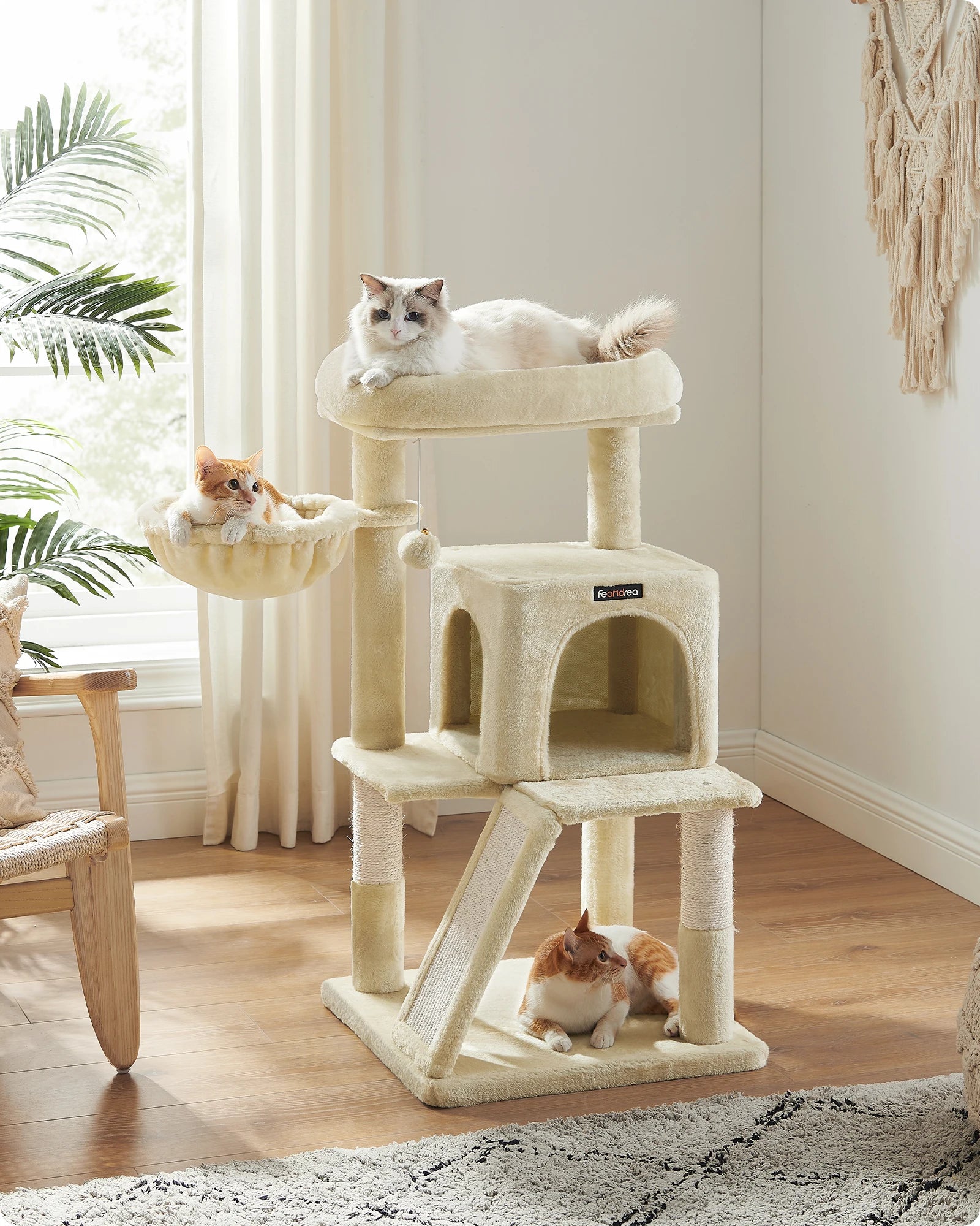FEANDREA scratching post with large observation deck, scratching board by SONGMICS